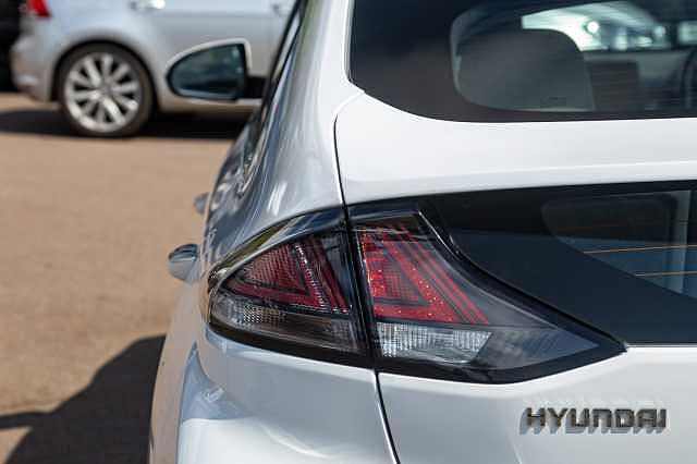 Hyundai IONIQ 100kW Premium 38kWh 5dr Auto