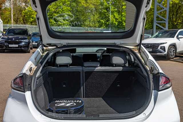 Hyundai IONIQ 100kW Premium 38kWh 5dr Auto