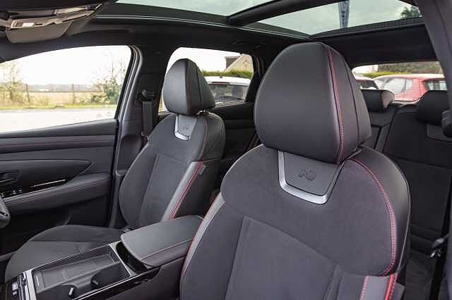Hyundai TUCSON 1.6T Hybrid N Line S 5dr Auto Black