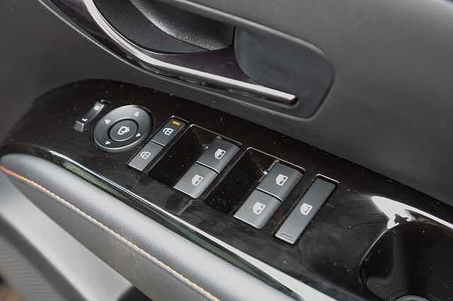 Hyundai TUCSON 1.6T Hybrid N Line S 5dr Auto Black