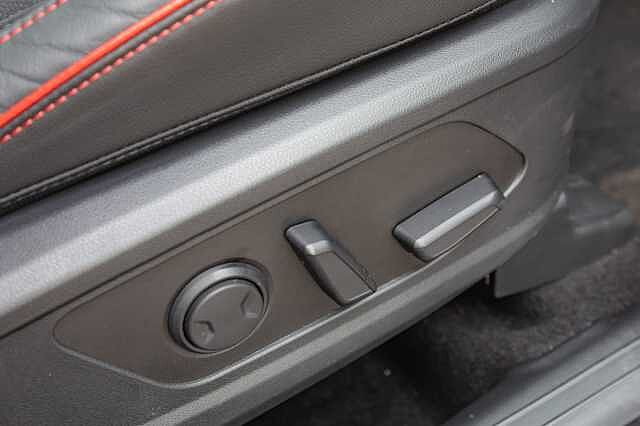 Hyundai TUCSON 1.6T Hybrid N Line S 5dr Auto Black