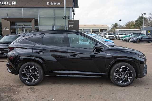Hyundai TUCSON 1.6T Hybrid N Line S 5dr Auto Black