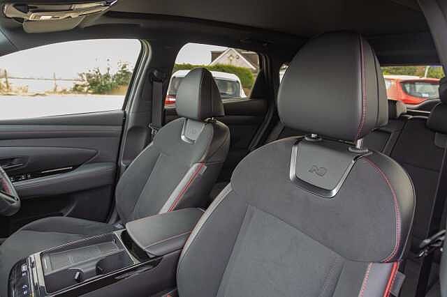 Hyundai TUCSON 1.6T Hybrid N Line S 5dr Auto Black