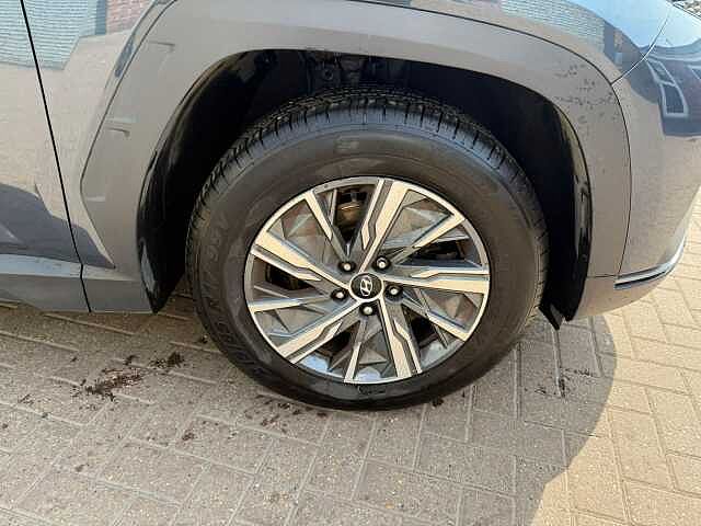 Hyundai TUCSON 1.6 TGDi 48V MHD SE Connect 5dr 2WD