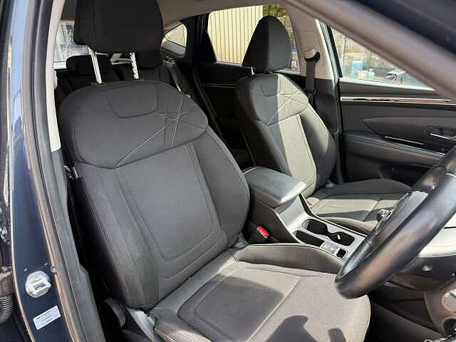 Hyundai TUCSON 1.6 TGDi 48V MHD SE Connect 5dr 2WD