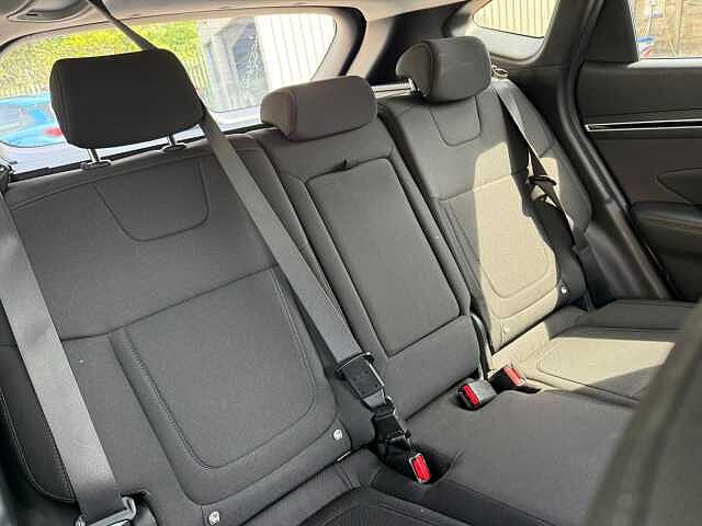 Hyundai TUCSON 1.6 TGDi 48V MHD SE Connect 5dr 2WD