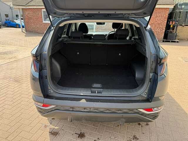 Hyundai TUCSON 1.6 TGDi 48V MHD SE Connect 5dr 2WD