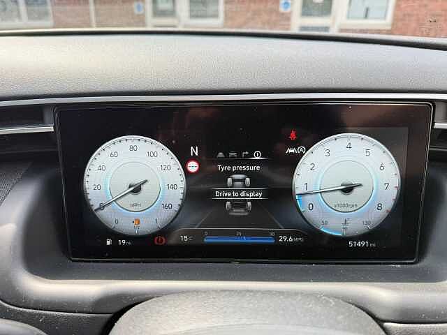 Hyundai TUCSON 1.6 TGDi 48V MHD SE Connect 5dr 2WD