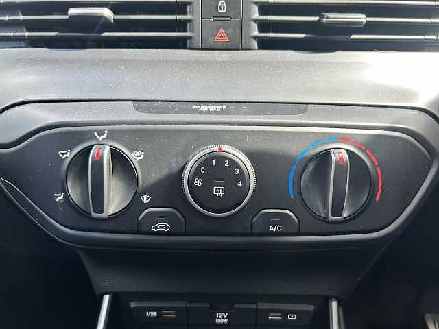 Hyundai i20 1.0T GDi 48V MHD SE Connect 5dr DCT