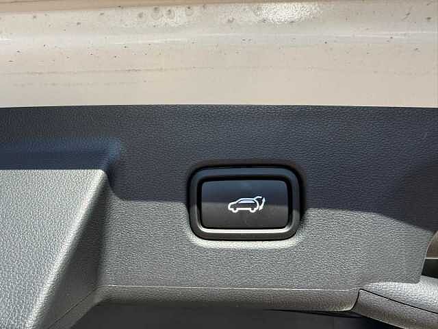 Hyundai TUCSON 1.6T Premium 5dr