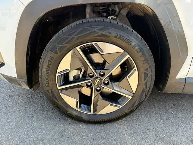 Hyundai TUCSON 1.6T Premium 5dr