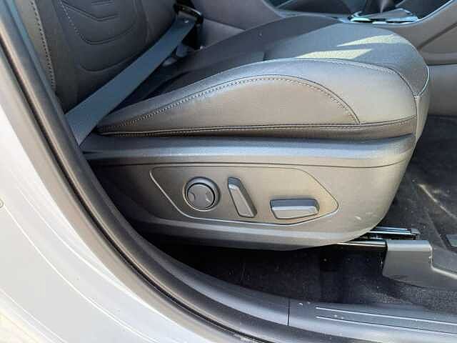 Hyundai TUCSON 1.6T Premium 5dr