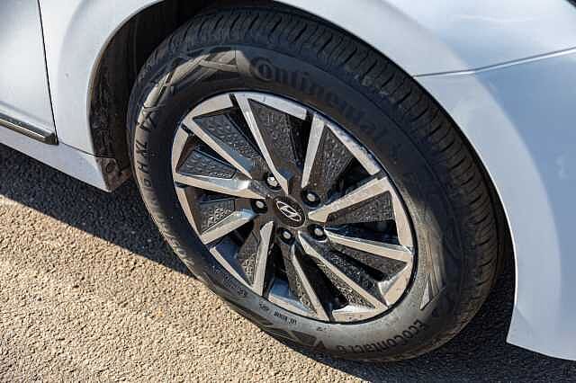 Hyundai IONIQ 100kW Premium 38kWh 5dr Auto