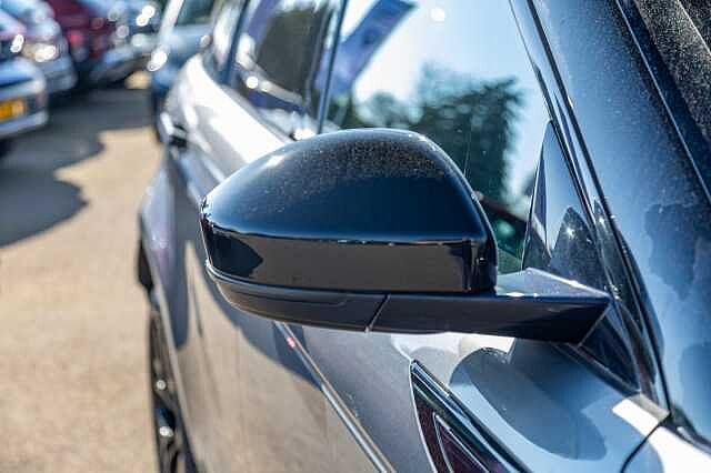 Land Rover Range Rover Evoque 2.0 D150 R-Dynamic SE 5dr Auto