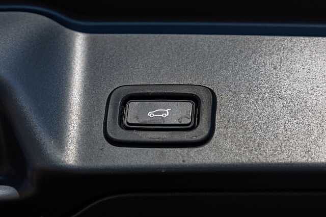 Land Rover Range Rover Evoque 2.0 D150 R-Dynamic SE 5dr Auto