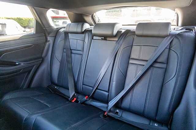 Land Rover Range Rover Evoque 2.0 D150 R-Dynamic SE 5dr Auto