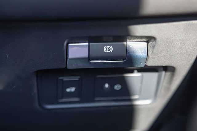 Land Rover Range Rover Evoque 2.0 D150 R-Dynamic SE 5dr Auto