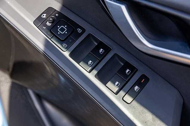 Kia Niro Ev 150kW 3 65kWh 5dr Auto