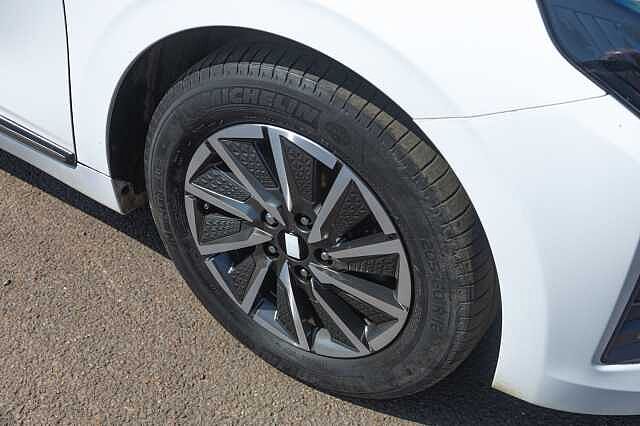 Hyundai IONIQ 100kW Premium 38kWh 5dr Auto