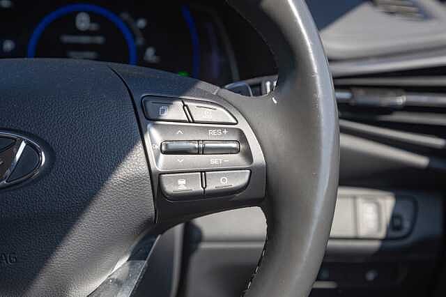 Hyundai IONIQ 100kW Premium 38kWh 5dr Auto