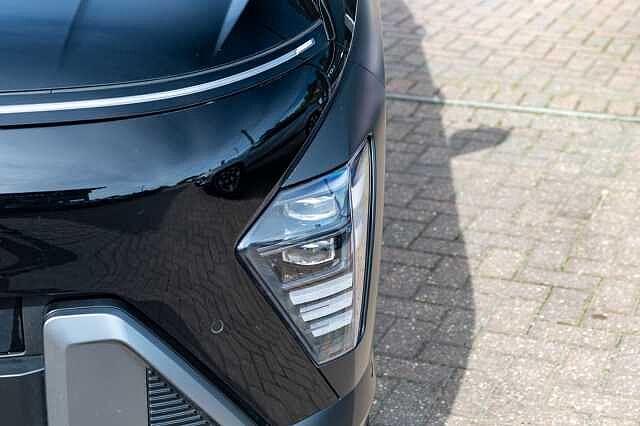 Hyundai KONA 1.6 Hybrid 129 Ultimate 5dr DCT Black