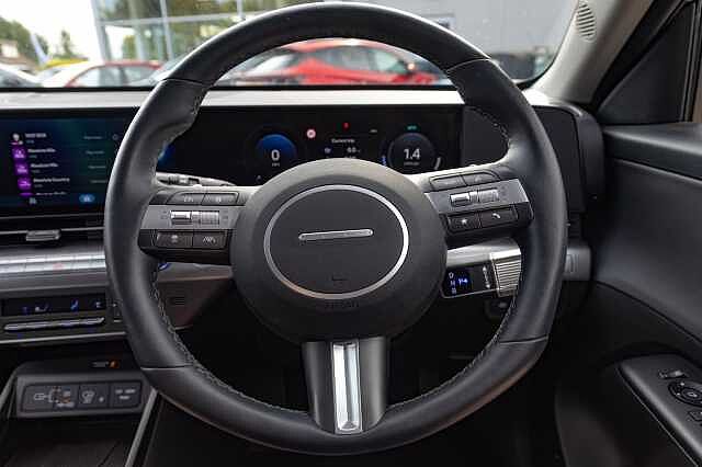 Hyundai KONA 1.6 Hybrid 129 Ultimate 5dr DCT Black