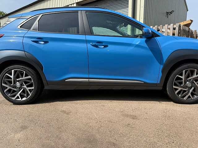 Hyundai KONA 1.6 GDi Hybrid Premium 5dr DCT Blue