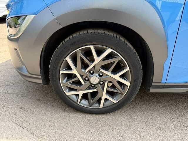 Hyundai KONA 1.6 GDi Hybrid Premium 5dr DCT Blue