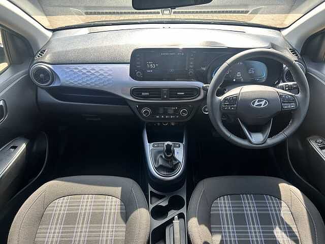 Hyundai i10 1.2 [79] Premium 5dr Auto [Nav]