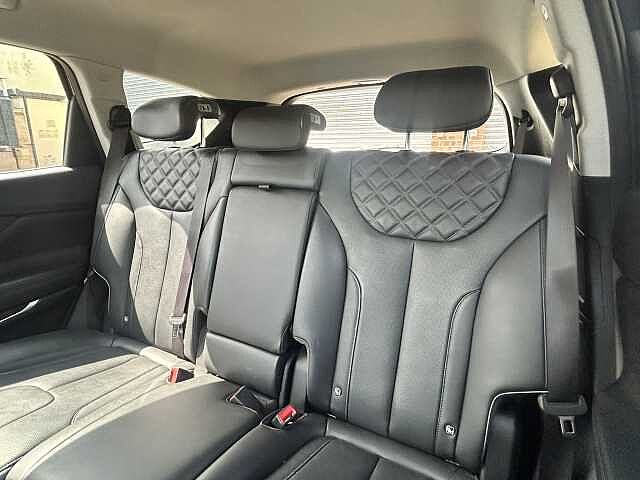 Hyundai SANTA FE 1.6 TGDi Hybrid Premium 5dr 4WD Auto