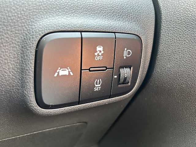 Hyundai i10 1.2 MPi SE Connect 5dr