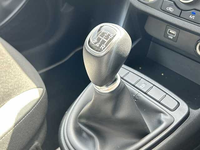Hyundai i10 1.2 MPi SE Connect 5dr