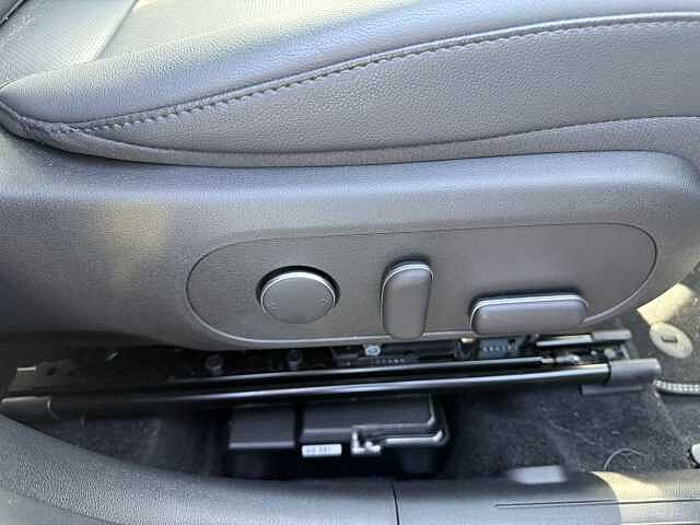 Hyundai KONA 1.6 Hybrid 129 Ultimate 5dr DCT Black