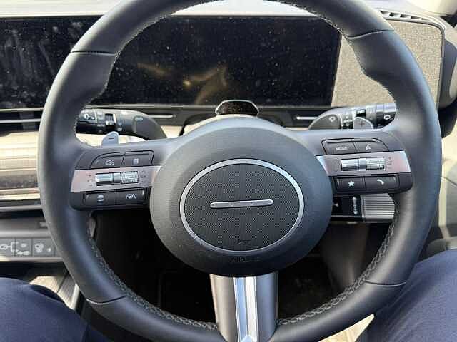 Hyundai KONA 1.6 Hybrid 129 Ultimate 5dr DCT Black