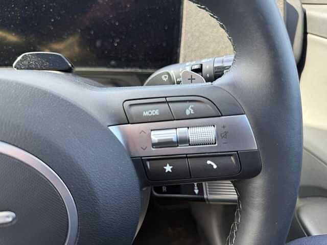 Hyundai KONA 1.6 Hybrid 129 Ultimate 5dr DCT Black