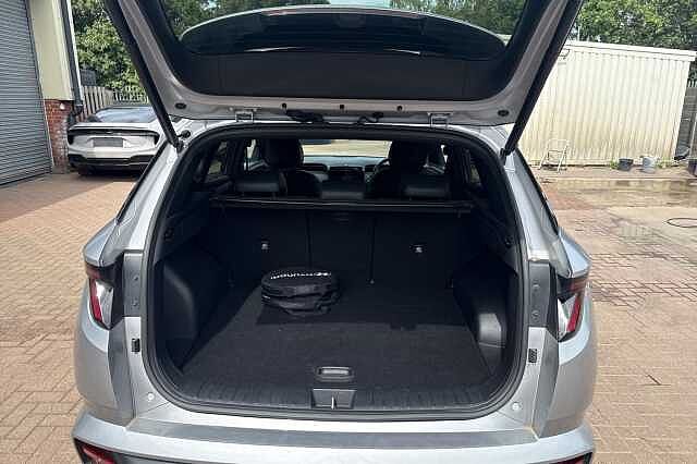 Hyundai TUCSON 1.6 TGDi Plug-in Hybrid N Line S 5dr 4WD Auto Silver