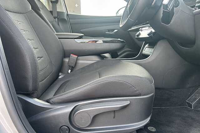 Hyundai TUCSON 1.6T Plug-in Hybrid Advance 5dr Auto Silver