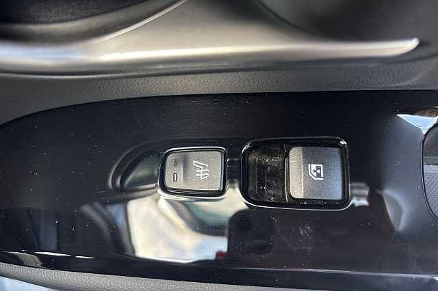 Hyundai TUCSON 1.6 TGDi Hybrid 230 Ultimate 5dr 2WD Auto Silver