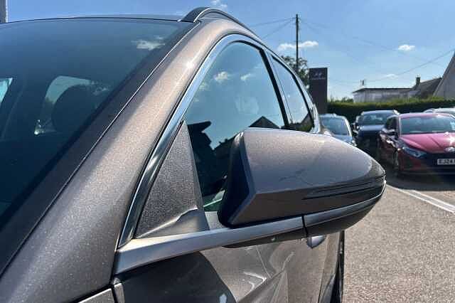 Hyundai TUCSON 1.6 TGDi Hybrid 230 Premium 5dr 2WD Auto Brown