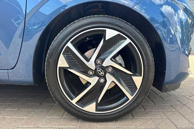 Hyundai i10 1.2 [79] Premium 5dr Auto [Nav]