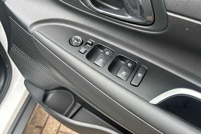 Hyundai BAYON 1.0 TGDi [90] Tech Line 5dr DCT
