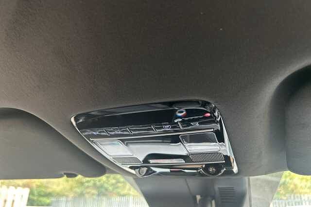 Hyundai SANTA FE 1.6 TGDi Plug-in Hybrid Calligraphy 5dr 4WD Auto