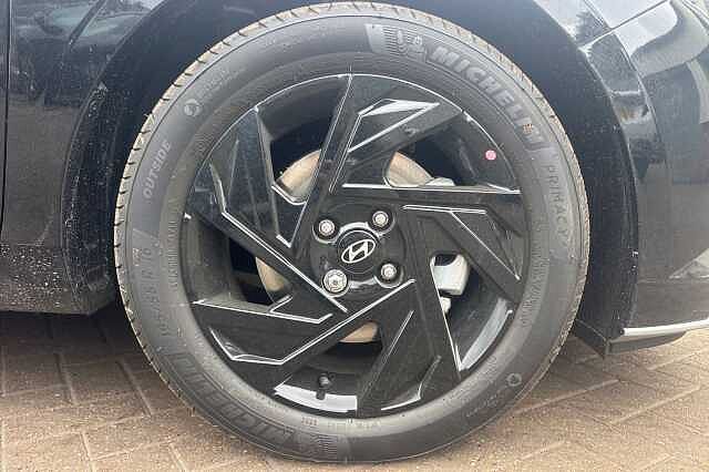 Hyundai i20 1.0T GDi 90 Black Line 5dr