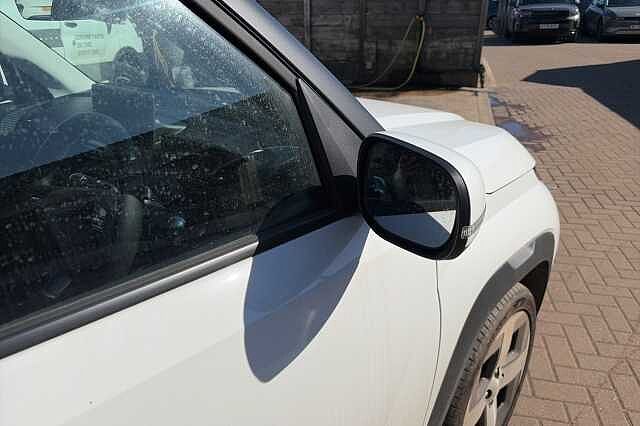 Hyundai INSTER 85kW 02 49kWh 5dr Auto White