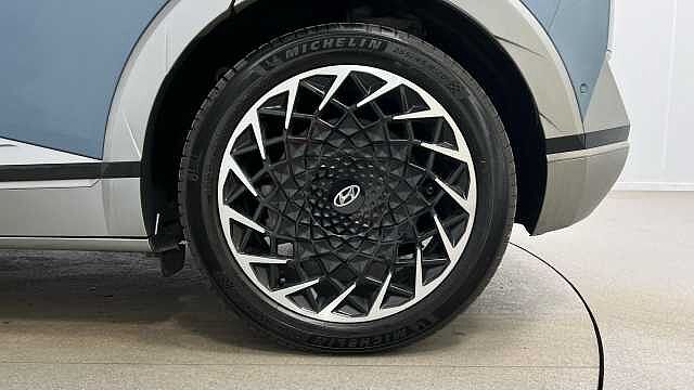 Hyundai IONIQ 5 77kWh Ultimate Hatchback 5dr Electric Auto AWD (325 ps)