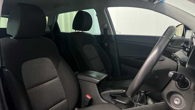 Hyundai TUCSON 1.6 T-GDi SE Nav SUV 5dr Petrol Manual Euro 6 (s/s) (177 ps)