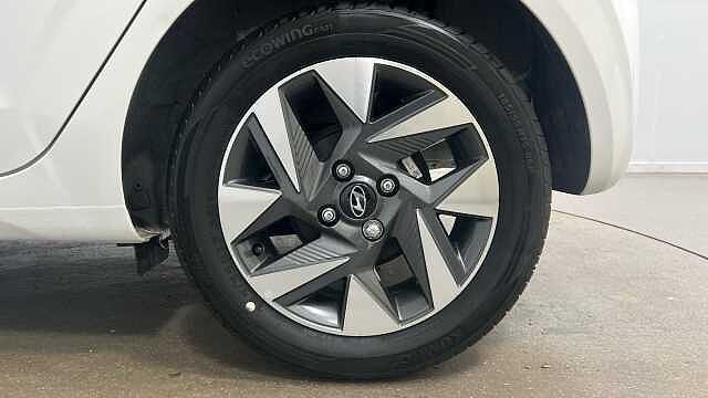 Hyundai I10 1.0 Advance Hatchback 5dr Petrol Auto Euro 6 (s/s) (63 ps) White