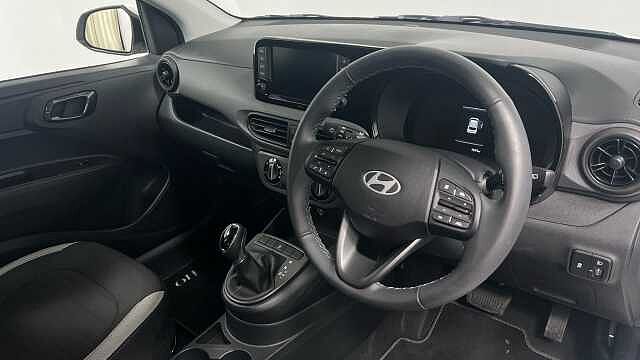 Hyundai I10 1.0 Advance Hatchback 5dr Petrol Auto Euro 6 (s/s) (63 ps) White