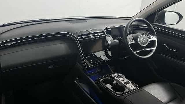 Hyundai TUCSON 1.6 h T-GDi 13.8kWh Ultimate SUV 5dr Petrol Plug-in Hybrid Auto 4WD Euro 6 (s/s) Shimmering Slvr