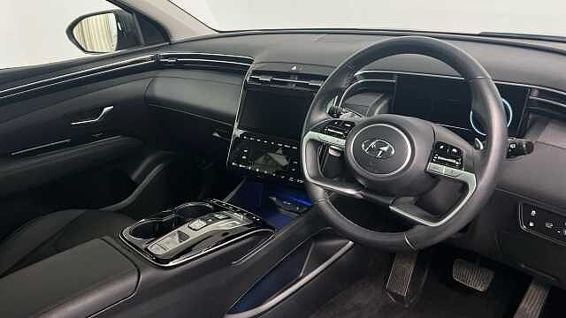 Hyundai TUCSON 1.6 h T-GDi 13.8kWh Ultimate SUV 5dr Petrol Plug-in Hybrid Auto 4WD Euro 6 (s/s) Shimmering Slvr